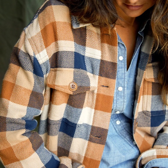 Outerknown Blanket Shirt in Sandy Montana Plaid (Men's Size XS) - Picture 2 of 11